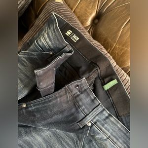 G-star jeans 33x32. Men’s blue dark wash jeans 3d skinny.